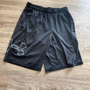 Under Armour Men's Black Athletic Shorts